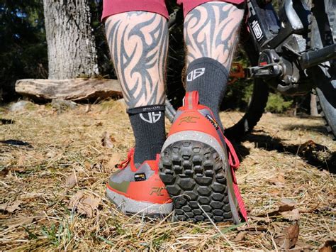 MTB Schuhe: die besten Schuhe für Flat Pedals 